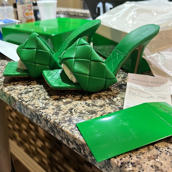 🔥🔥Authentic Bottega Veneta shoes🔥🔥women 10.5 3’inch heel “New with 🏷️” - Picture 12 of 13